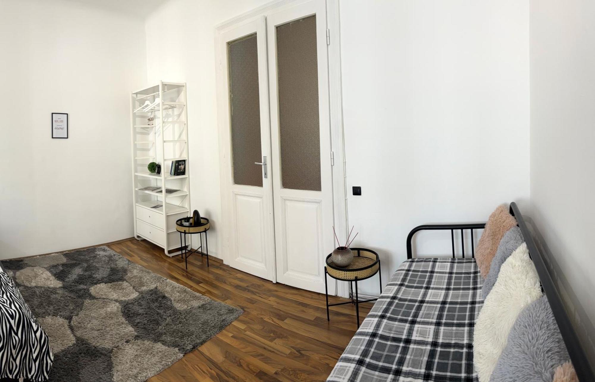 Big And Comfortable Mariahilfer Apartment Wiedeń Zewnętrze zdjęcie