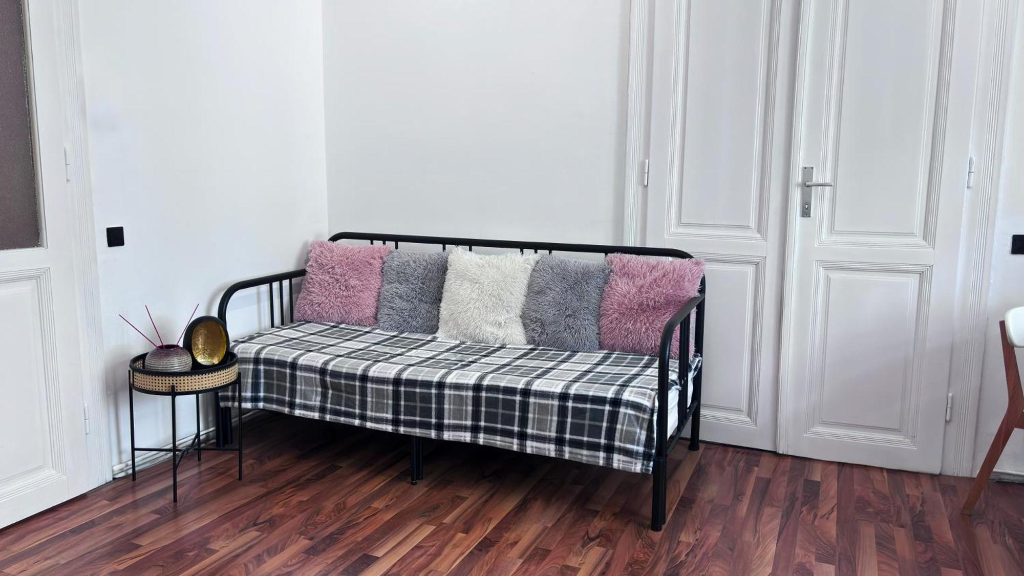 Big And Comfortable Mariahilfer Apartment Wiedeń Zewnętrze zdjęcie
